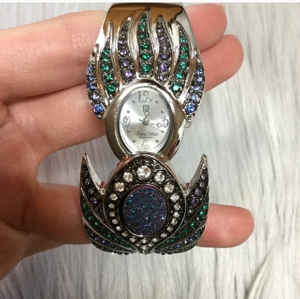 Victoria Wieck Bracelet Watch